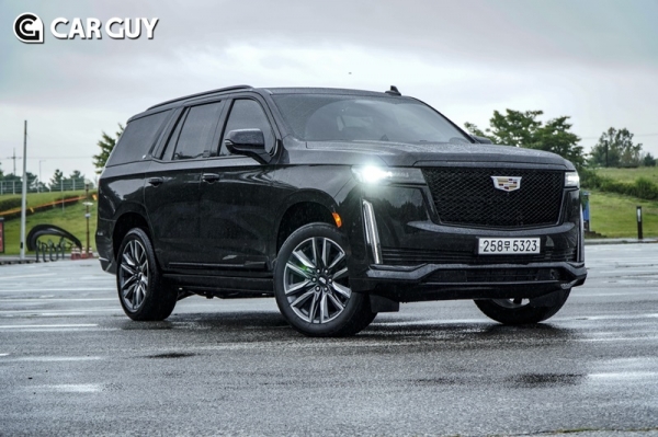 캐딜락 5세대 에스컬레이드 스포츠 플래티넘