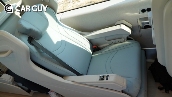 비행기 비즈니스 클래스와 쓰임새가 비슷하다