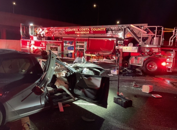 테슬라 모델 S 사망 사고(화면출처=트위터 Con Fire PIO)