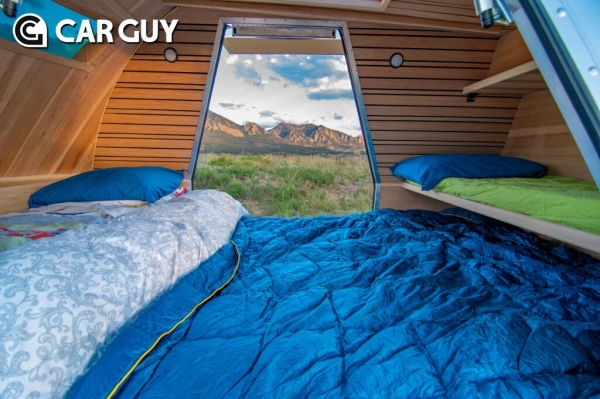 퀸 사이즈 침대가 들어가는 크기