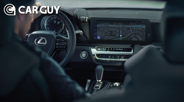 2024 LC 500 인포테인먼트