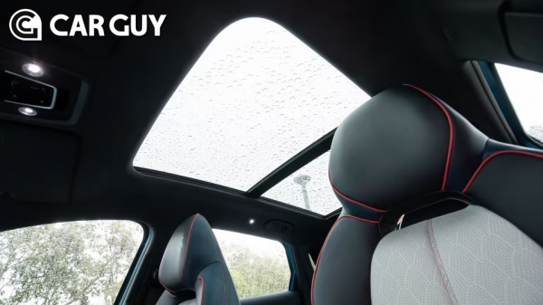 아토3 파노라마 선루프