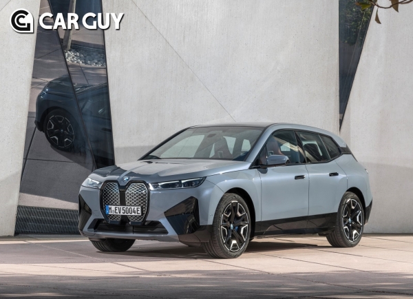 2024년 최고의 전기차로 선정된 BMW iX
