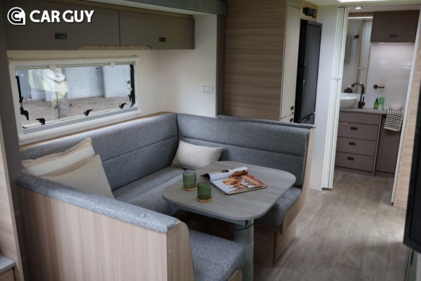 제이코 디스커버리(출처=카라반캠핑세일즈)