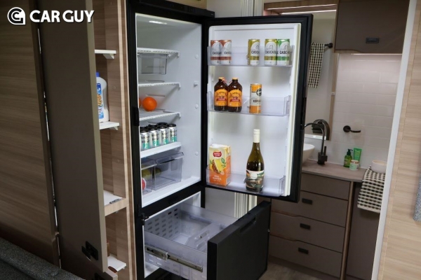 제이코 디스커버리(출처=카라반캠핑세일즈)