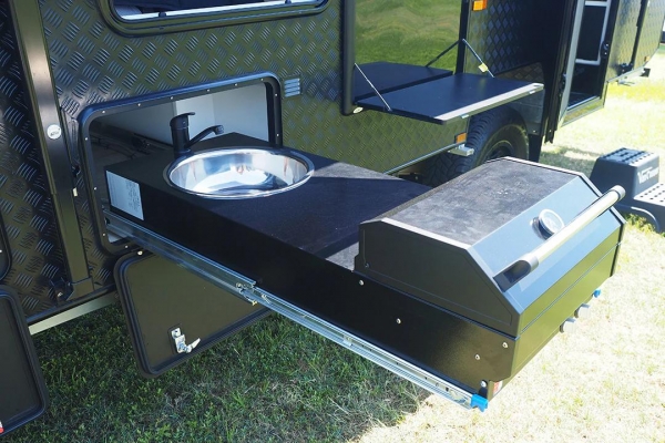 반 크루저 X17(출처=카라반월드)