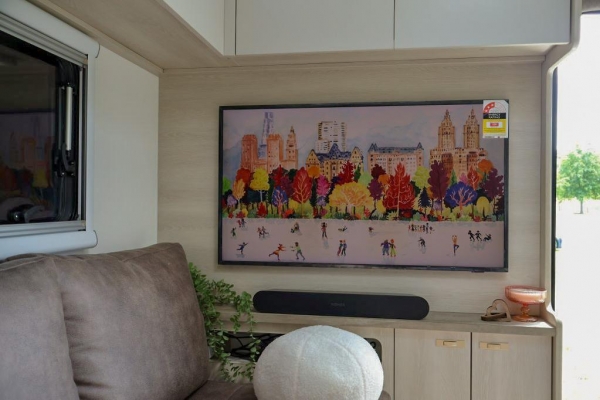 에센셜 카라반스 하이랜더(출처=카라반캠핑세일즈)