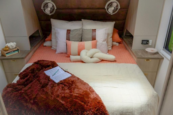 에센셜 카라반스 하이랜더(출처=카라반캠핑세일즈)