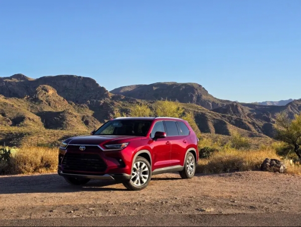 2024 토요타 그랜드 하이랜더 하이브리드 맥스(출처=오토블로그)