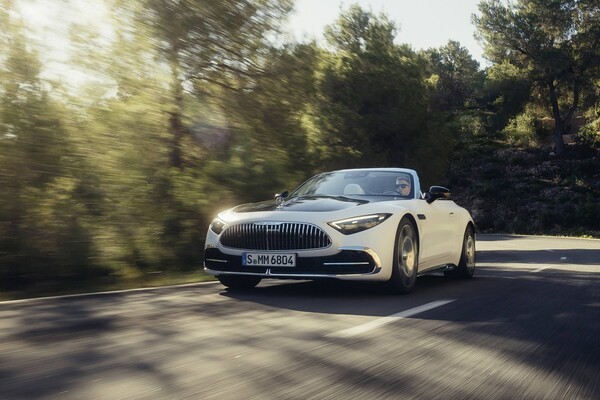 디 올-뉴 메르세데스-마이바흐 SL