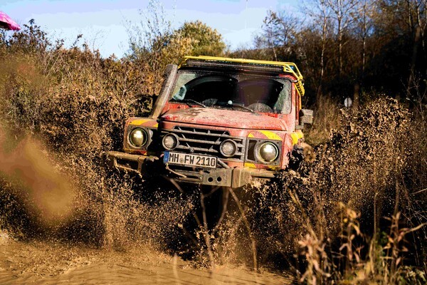 이네오스 그레나디어 소방구조본부 출동 차량