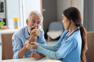 치매간병인보험 및 장기노인요양보험 보장 알아보면서 요양병원입원비 보장도 체크하기