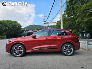 [시승기] 경쟁사 압도하는 완전변경 아우디 Q5..장단점은