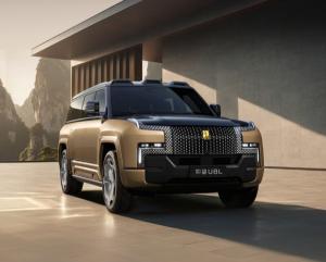 2억5천만원 BYD 양왕 U8L 정체는..1180마력 넘는 대형 SUV