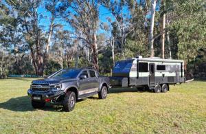 [캠핑카] 7000만원대 프리미엄 캐러밴..캐딜락 RV220 우레아 로열 패밀리